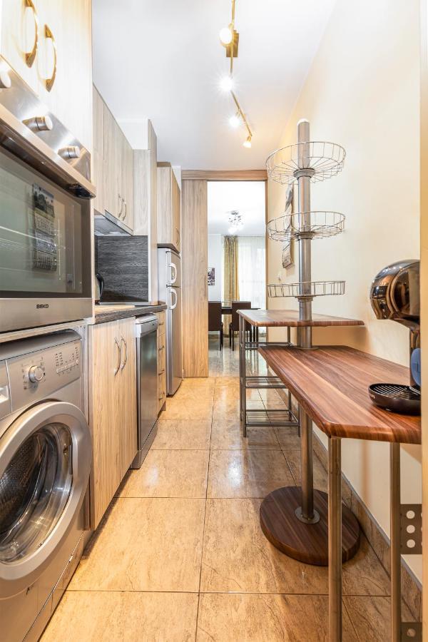 1Bd Apartment In A Calm Area Near The Centre By Flat Mаnager Plovdiv Bagian luar foto